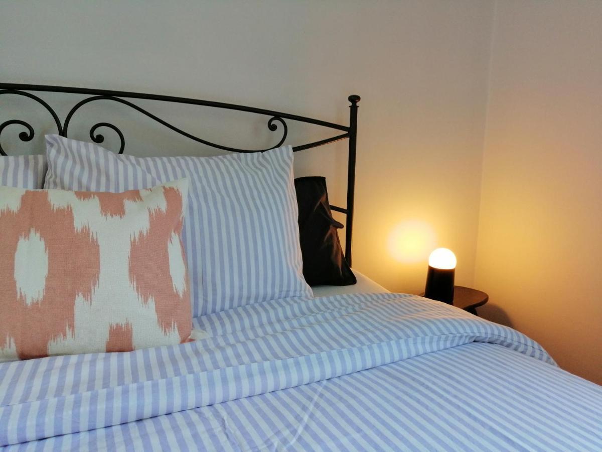 Large 800m From The 90 Square Meters Ostend