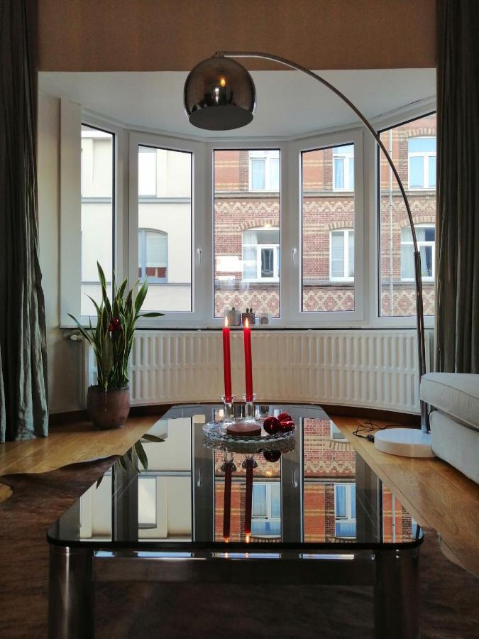 Large 800m From The 90 Square Meters Ostend